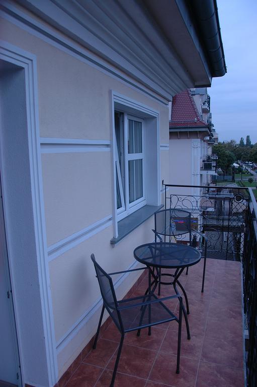 Apartament Przy Promenadzie ชวีโนวิชแจ ภายนอก รูปภาพ